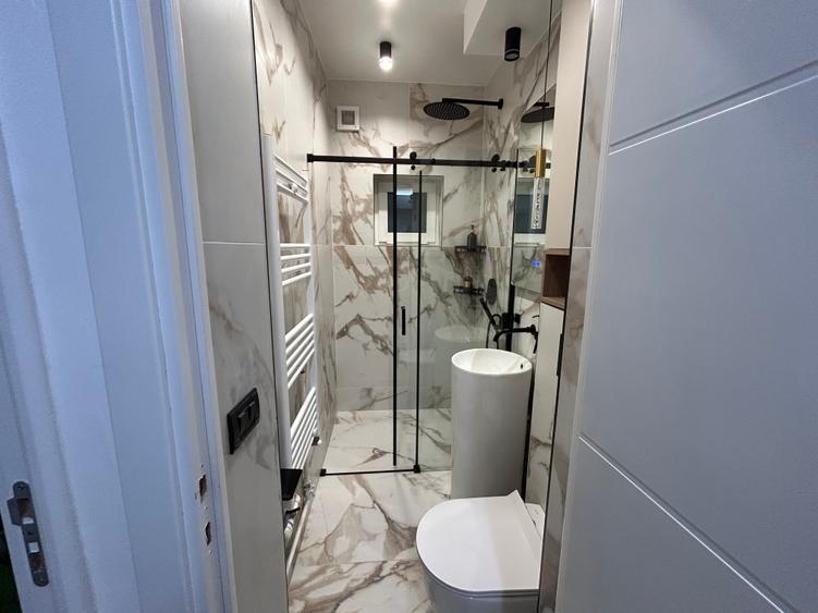 Vânzare - Apartament 2 Camere Lux Piața Romană | 50 mp | Vizavi de ASE