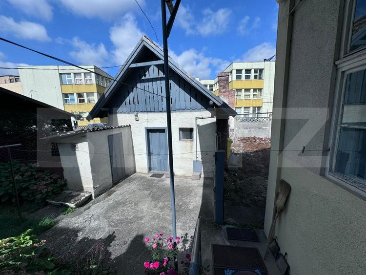 Casă 3 camere, 120 mp utili, curte individuala, zona Budai