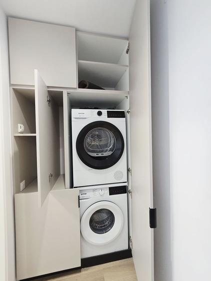 Prima inchiriere / Studio dublu Up-site