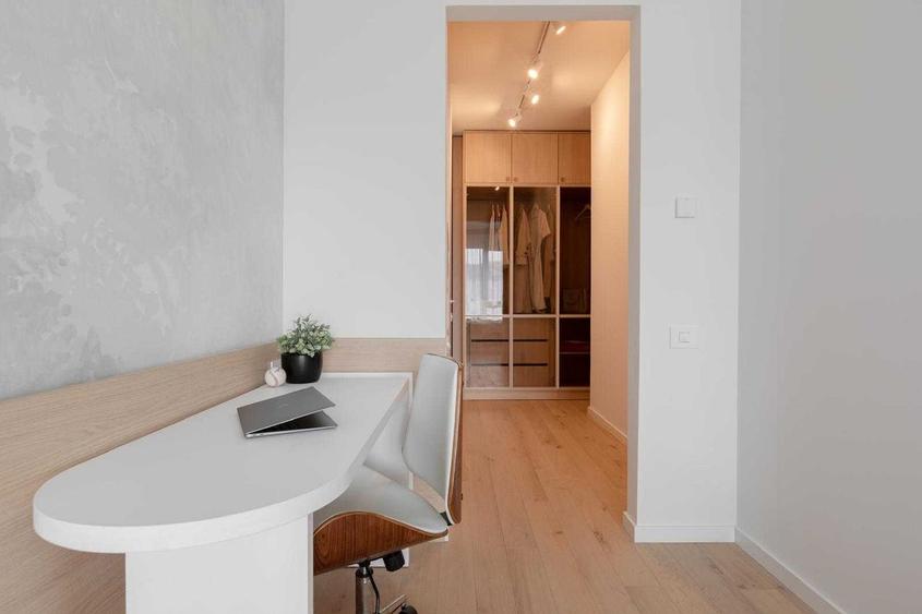 Apartament tip studio, pe 2 nivele, decomandat, ultrafinisat, zona Gheorgheni