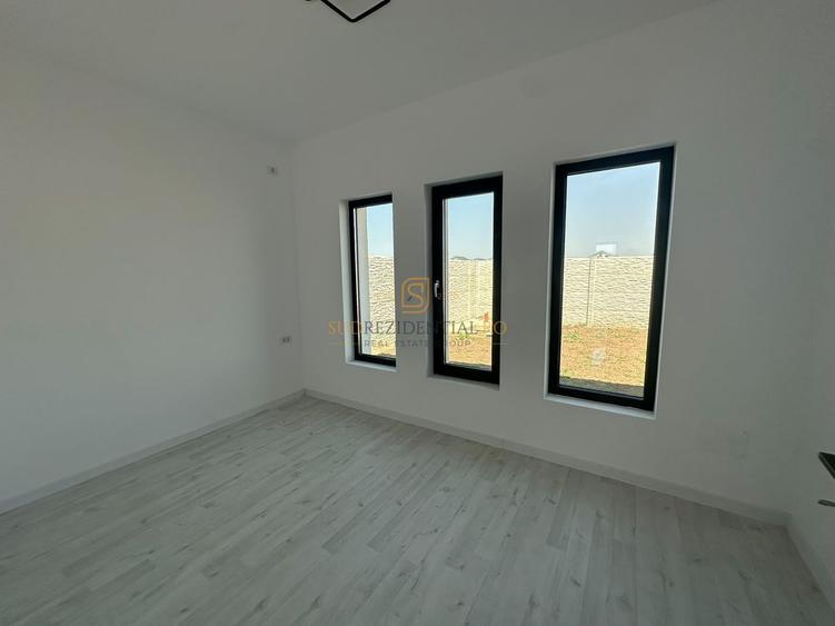 Casă individuală, 4 camere, teren 309 mp - Comuna Berceni
