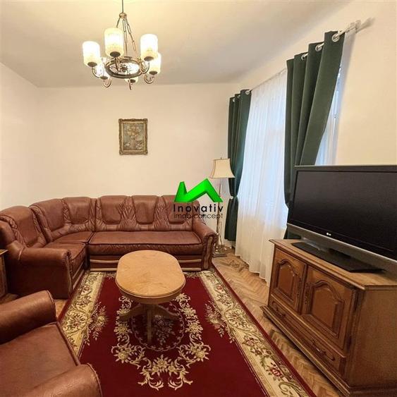 Apartament de vanzare 2 camere pod curte Sibiu Central