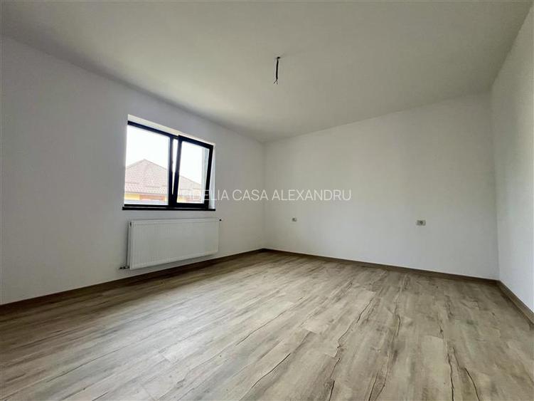 Vila cu 3 camere si 420mp teren in Lunca Cetatuii - 5