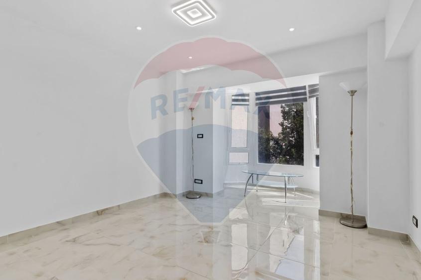Apartament modern cu 3 camere de închiriat - zona Băncilor