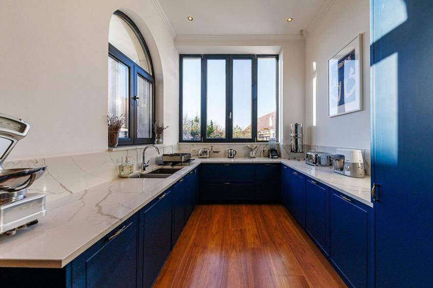 Casa cu Personalitate – Un Amestec Fascinant de Stil Istoric și Contemporan