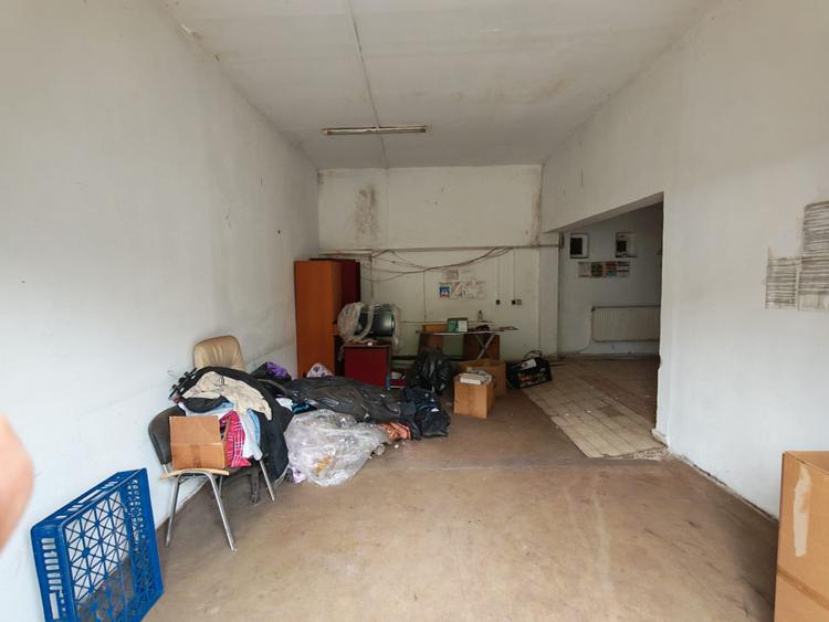Hala vanzare Calea Republicii