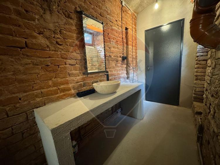 Spațiu de vanzare S.C.229 mp -zona centrala