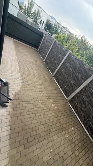 Casa de inchiriat cu 4 camere, complet mobilata, terasa si balcon