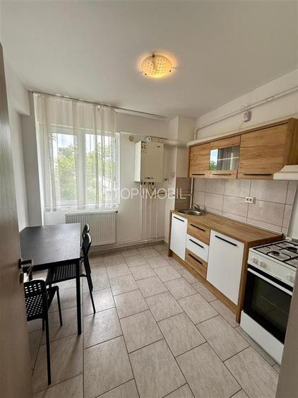 Apartament cu 2 camere decomandat, etajul 1, loc de parcare - Rediu - 5