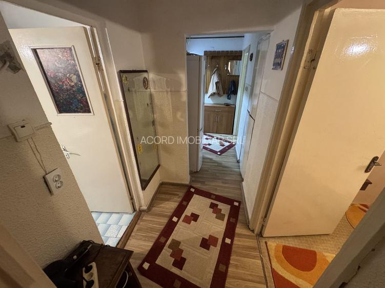 Apartament 2 camere zona Inel 2 cu Gaze - 9