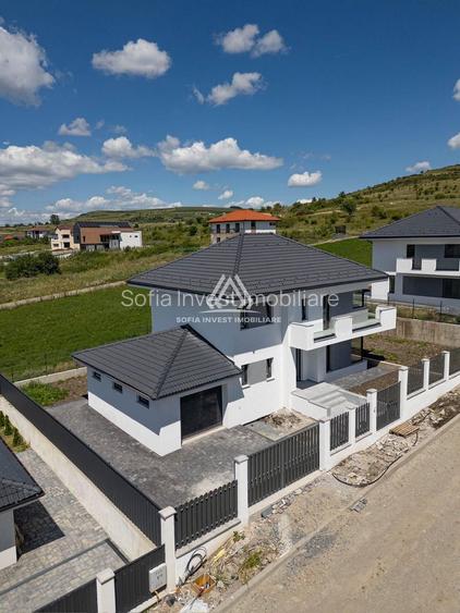 🏡 Casă individuala Semifinisată în Chinteni Liniște Spațiu Priveliste - 4