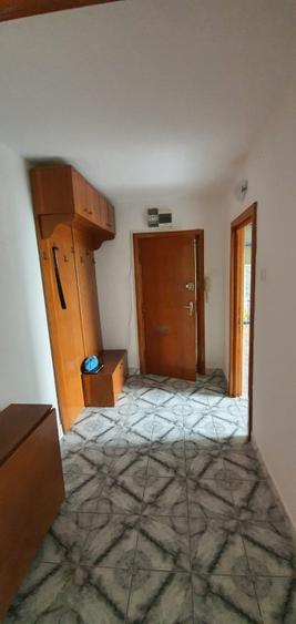 Inchiriere 3 camere Salajan