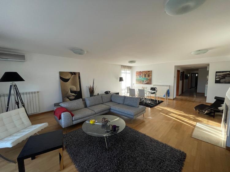 Apart. lux 3 camere,167mp cu vedere la lac+piscina,2 loc parcare,boxa Tancabesti