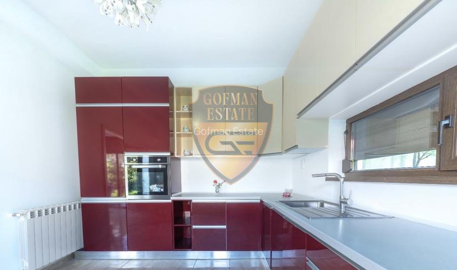 Vila Lux 5 camere P+1 210mp Lazu, 3 bai, 2 parcari, curte 500mp ansamblu 8 vile - 37