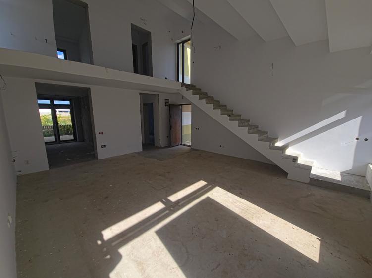 Casă P+M la stadiul de alb Cartier Del Sole Cumpăna 110,9 mp utili Teren 362 mp