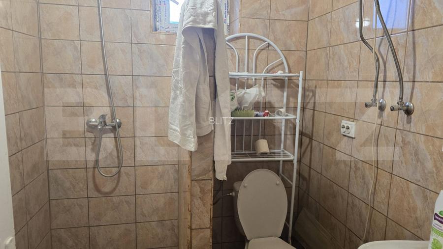 Casa 3 camere 133 mp; Teren - 1432 mp. Livada - 7