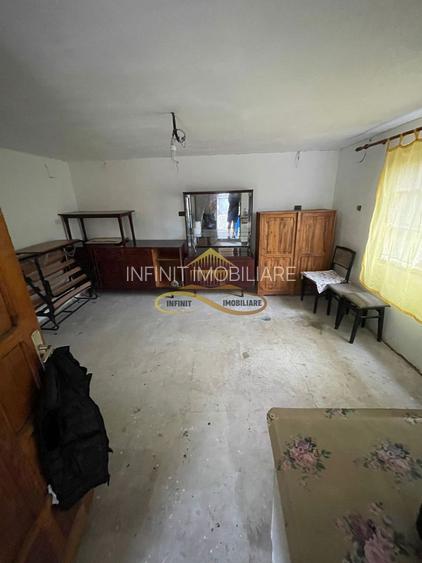 Casa cu teren intravilan 1234 mp,  Buhoci - 12