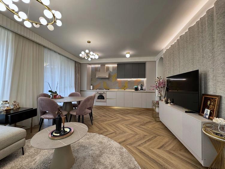 0 %Comision Duplex ultrafinisat, 5 camere–zona str Magnoliei Floresti