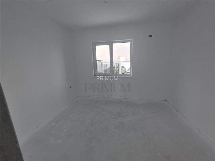 Duplex superb cu 4 dormitoare - teren 330 mp - locatie foarte buna - cartier exc - 7