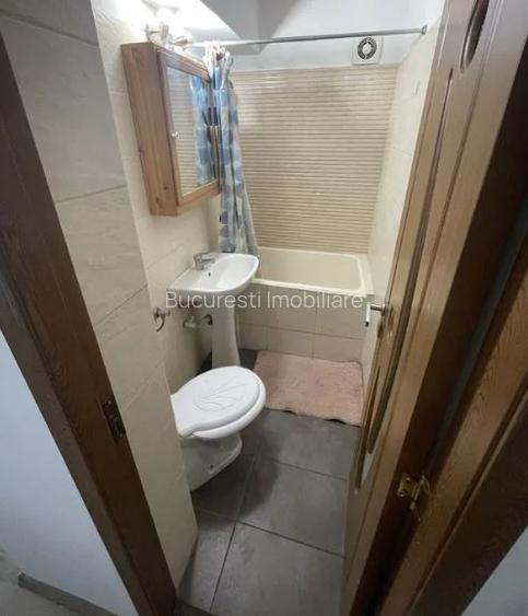 B-dul Basarabia Parcul NATIONAL ,STRADAL ,bl.REABILITAT ,et.1/4,AC.renovat - 4