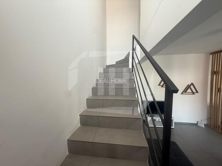 Apartament tip penthouse, 2 camere, terasa, parcare, zona strazii Paris - 6