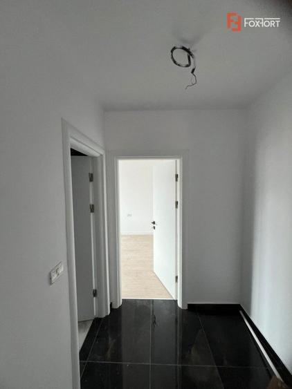OCAZIE - Penthouse 3 camere pe 2 nivele, in Giroc