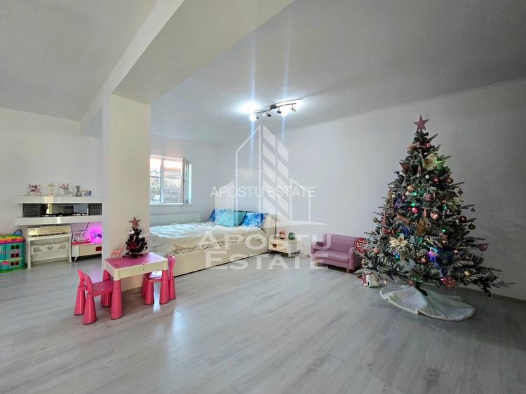 Casa individuala de vanzare, vatra satului Sag, teren de 1.800 mp, mobilata - 24