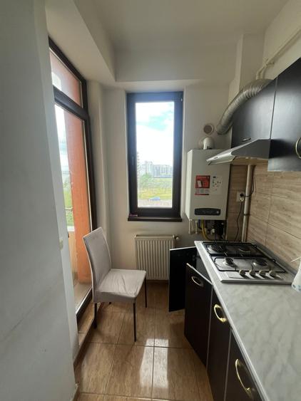 DE VÂNZARE APARTAMENT 3 CAMERE ZONA CLUBURI MAMAIA