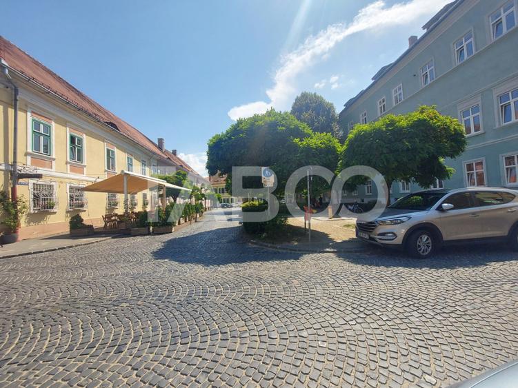 Apartament de vanzare 2 camere 68 mpu pivnita Centrul Istoric in Sibiu