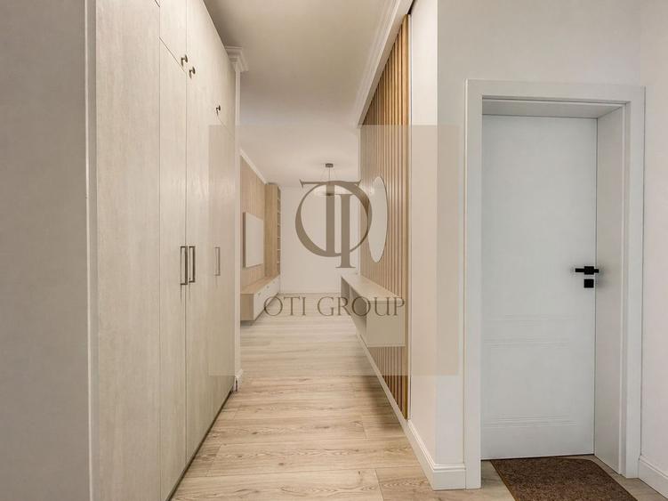 Apartament 3 camere | Etaj retras | Terasă | Bloc nou | zona Iulius