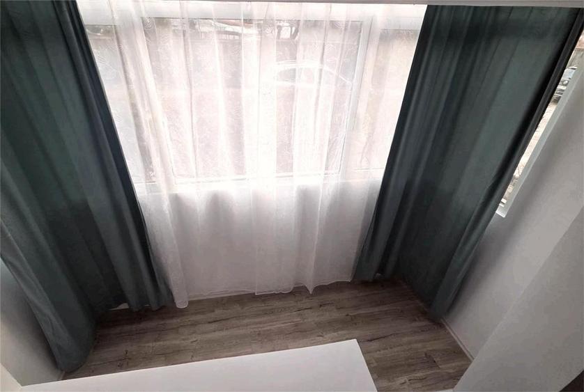 Apartament 2 camere, renovat complet, centrala proprie. Zona Sacele