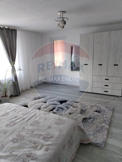 Casă individuală, teren 3275 mp, 6 camere, livadǎ cu pomi fructiferi - 9