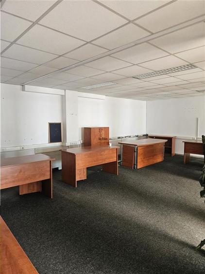 Showroom Auto Complet Echipat - 1850 mp - Soseaua Alba Iulia