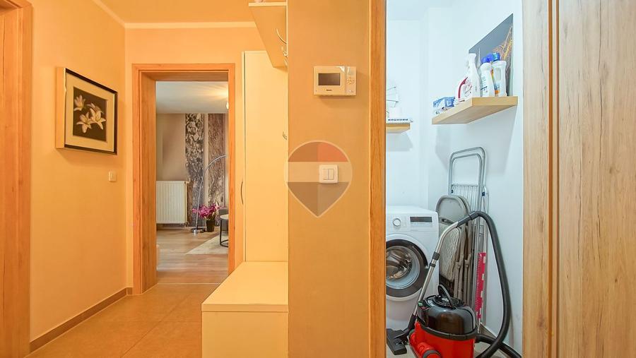 Coresi Avantgarden 2 camere Mobilat complet Potențial investiție
