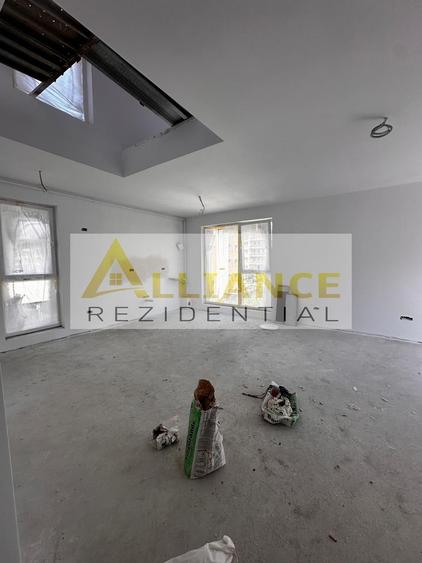 Apartament 2 camere tip duplex - Metrou Berceni 10min