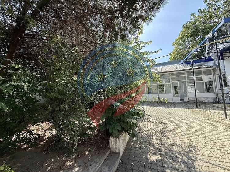 Teren 1302 mp/cladiri birouri/proiect P+2-3R/ultracentral/Craiova