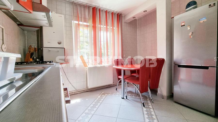 Garsoniera mobilata str Carpatilor zona Judetean - 6