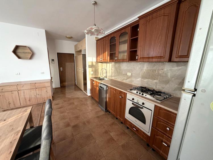 Apartament 3 camere, 70 mp, zona Aradului