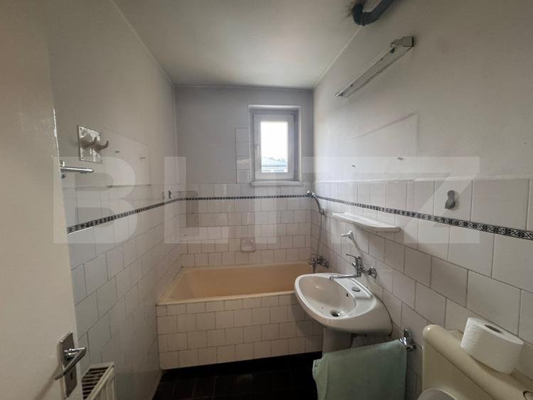 Apartament cu 3 camere, etaj intermediar - Grigorescu