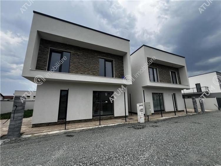 Casa intabulata de 4 camere cu 2 bai si teren de 200 mp in Selimbar