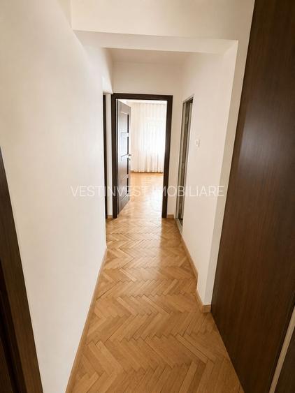 Apartament 4 camere -Zona Ioșia - 3