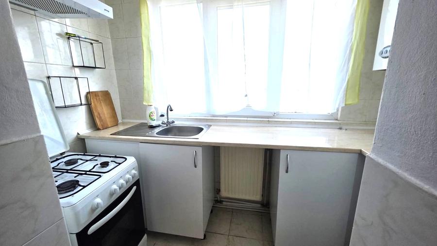 Chieie apartament 3 camere dva nord finisat mobilat utilat 300eur/luna