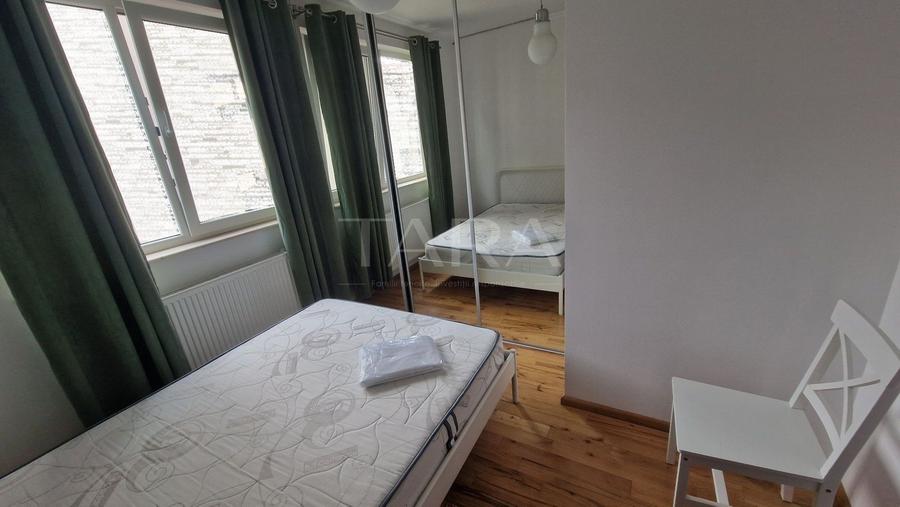 Apartament 2 camere decomandat, zona Vivo
