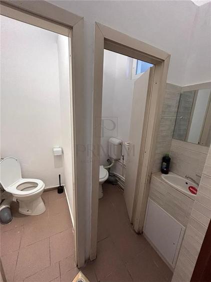 Spatiu comercial - zona linistita - aer conditionat - 3 camere - 70 mp