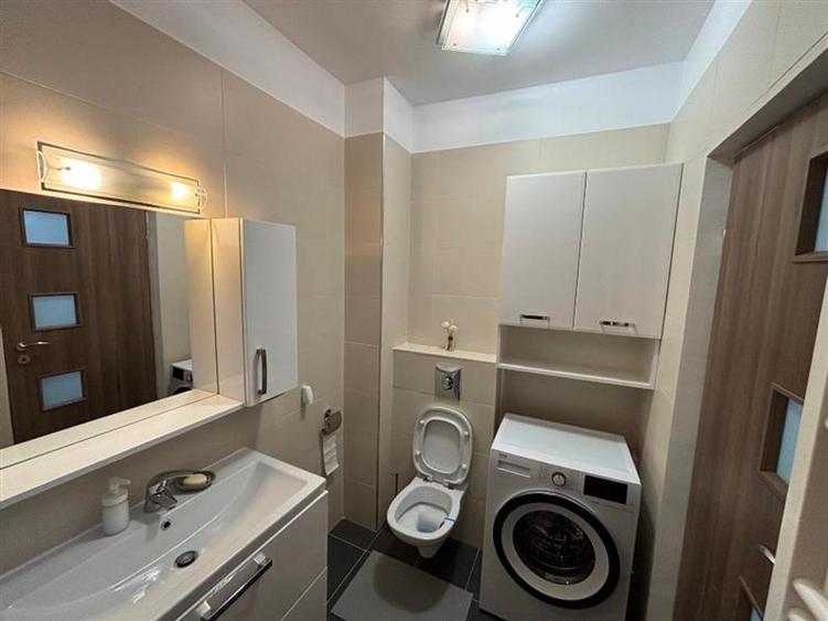 Inchiriere apartament 2 camere Parcul Carol