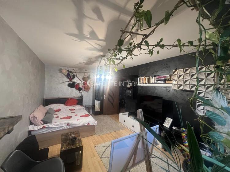 Apartament 2 camere Tomis Nord zona Rustic 100000 euro - 5