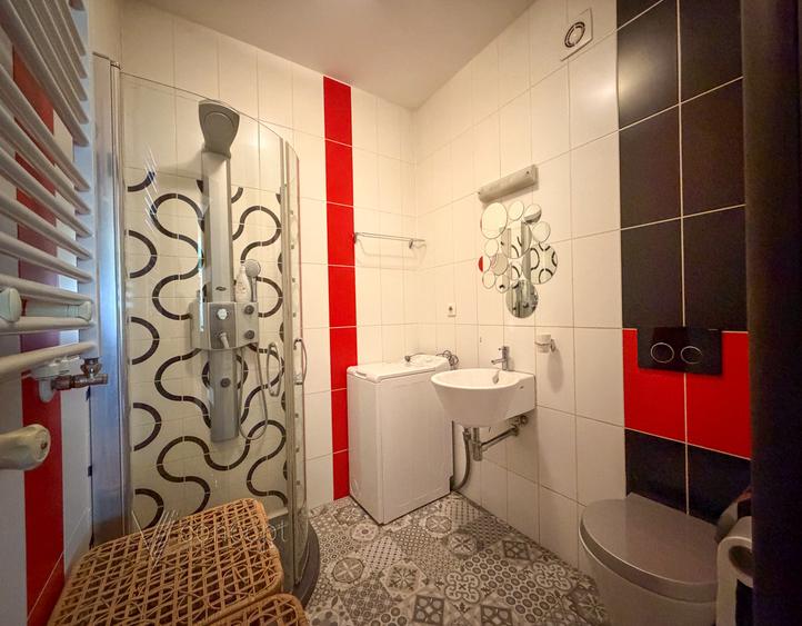 Duplex 4 cam 170 mpc +22 mp terasa | loc parcare | Zona 13 Septembrie - Marriott