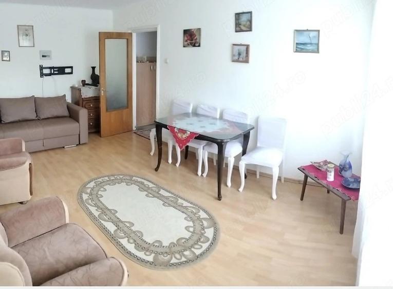 2 camere Auchan Titan 1/4