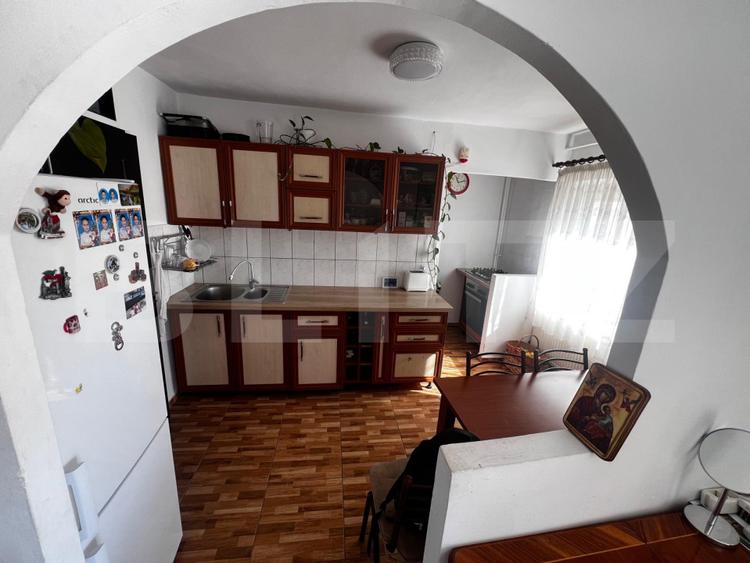 Apartament 3 camere, 72 mp, zona Codlea