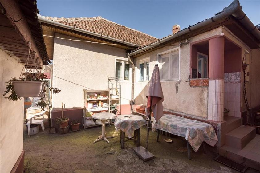 RECO Casa 3 camere, zona Valenta, singur in curte, acces auto - 21